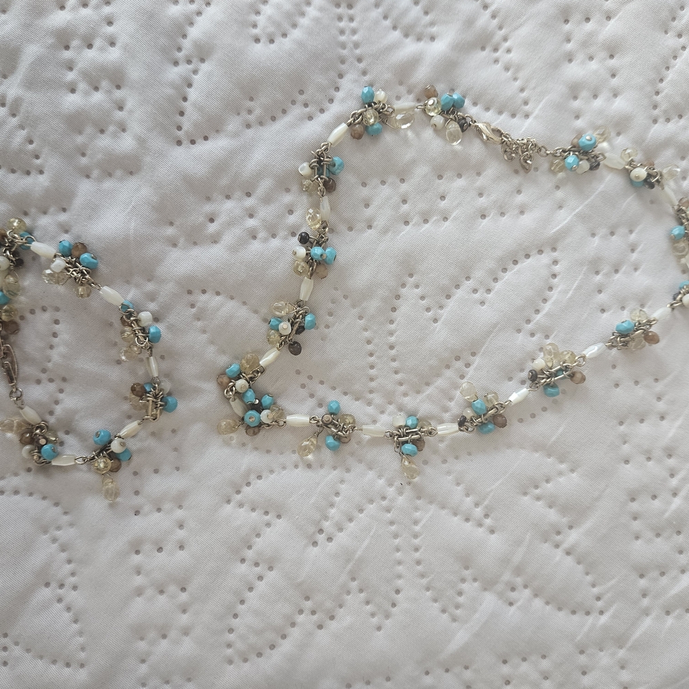 Elegant Turquoise and Silver Women's Necklace